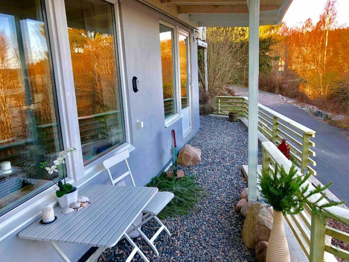 Lovely Studio Apartment Seaview & Private Sauna Lerum ภายนอก รูปภาพ